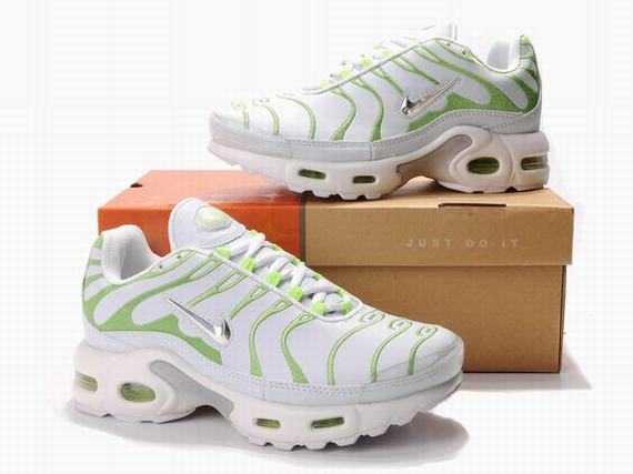 air max tn baskette tn prix usine.JPG